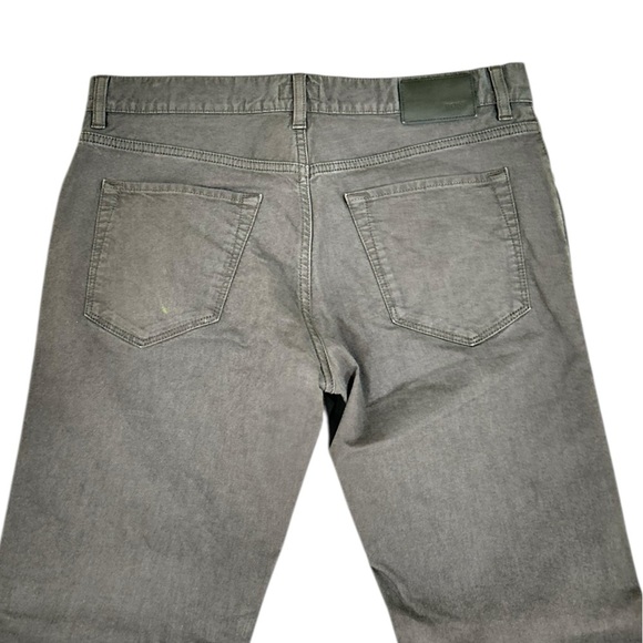Men’s boss by Hugo Boss Charcoal Stretch straight leg lightweight Jeans 33/34 - Picture 3 of 12